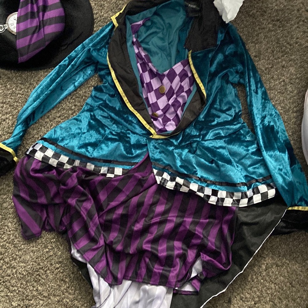 Mad hatter dress costume